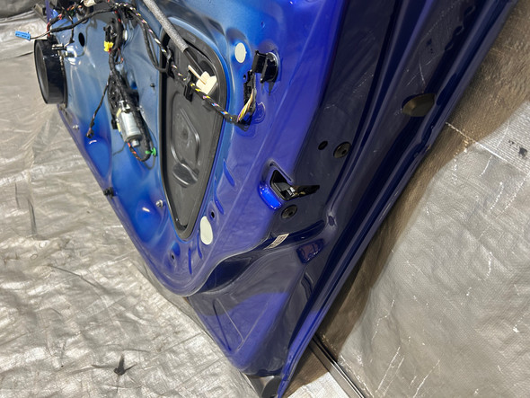 2015-2018 Volkswagen Golf R 4DR Passenger Front Door Shell / Lapiz Blue Metallic M7R10