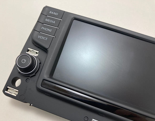 2016-2019 Volkswagen MK7 Golf R GTI 6.5" OEM Radio Display Unit Screen / 5GM919605 /   M7R10