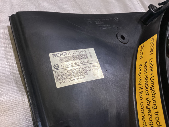 2006-2010 BMW M5 M6 S85 Radiator Cooling Fan w/ Shroud / 76K M6005