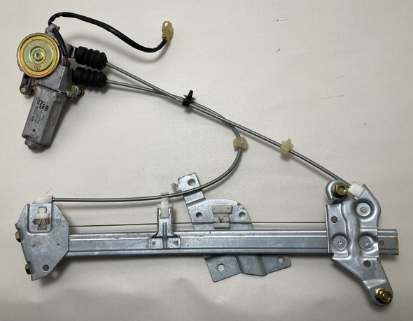 1990-1997 Mazda Miata Passenger Side Power Window Regulator / Motor /   NA101