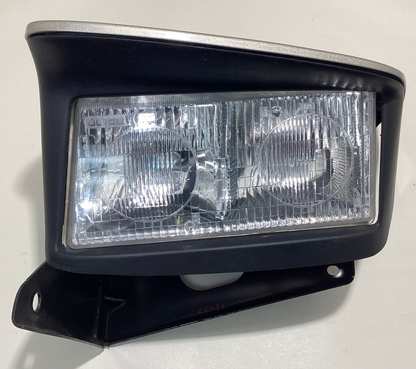 1997-2004 Chevrolet C5 Corvette Driver Side Headlight Assembly  / Light Pewter Metallic  C5031