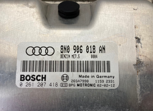 2002 Audi TT 225hp Engine Control Module ECU / 8N0906018AN /   T1033