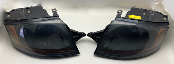 2001-2006 Audi TT 1.8l OEM Xenon HID Headlights / Driver & Passenger /   T1033