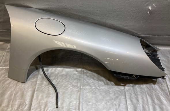 1997-2004 Porsche 986 Boxster / 99-01 996 911 Passenger Fender / Arctic Silver Metallic  BX065