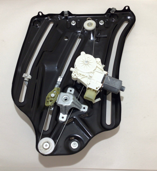 2016-2020 BMW F23 2 Series Convertible Driver Rear Quarter Window Regulator w/ Motor / B2003