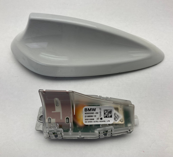2014-2018 BMW F22 2 Series Coupe Shark Fin Roof Antenna / Alpine White  B2008