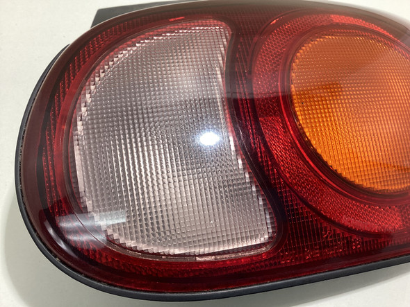 1999-2000 Mazda Miata Passenger Tail Light  /   NB251