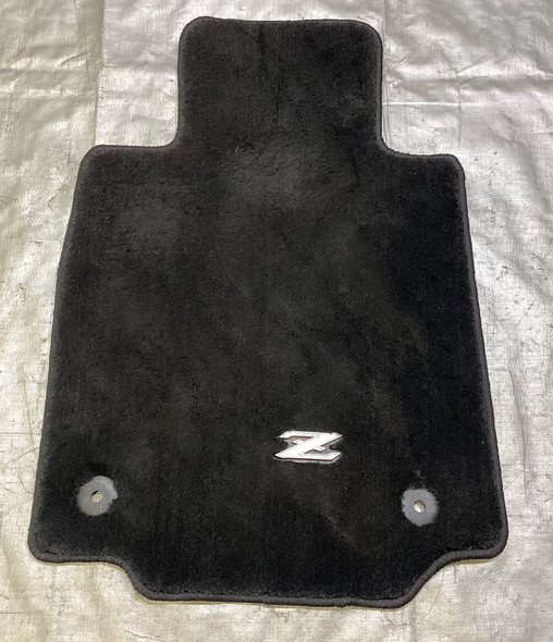 2023-2025 Nissan Z OEM Black Carpet Floor Mats / Pair / NZ001 2023-2025 Nissan Z OEM Black Carpet Floor Mats / Pair / NZ001