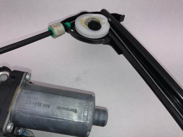 2005-2013 Chevrolet Corvette C6 Passenger Window Regulator w/ Motor  /   C6019