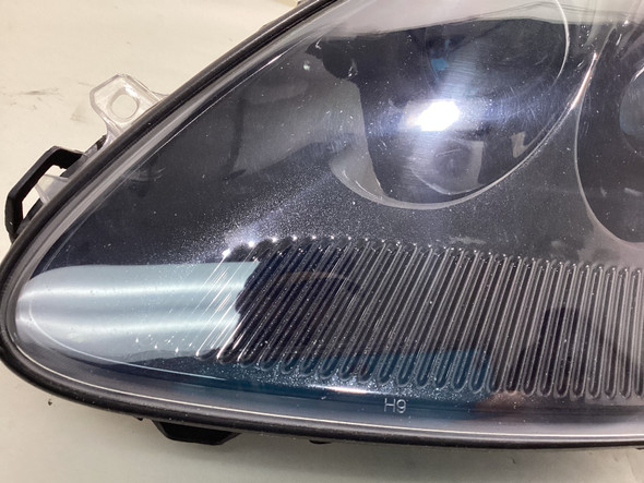 2005-2013 Chevrolet Corvette C6 Driver Side Xenon HID Headlight  /   C6019