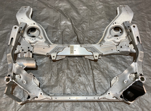 2008-2013 BMW 128i 135i E82 Coupe Front Subframe Crossmember /   B1012