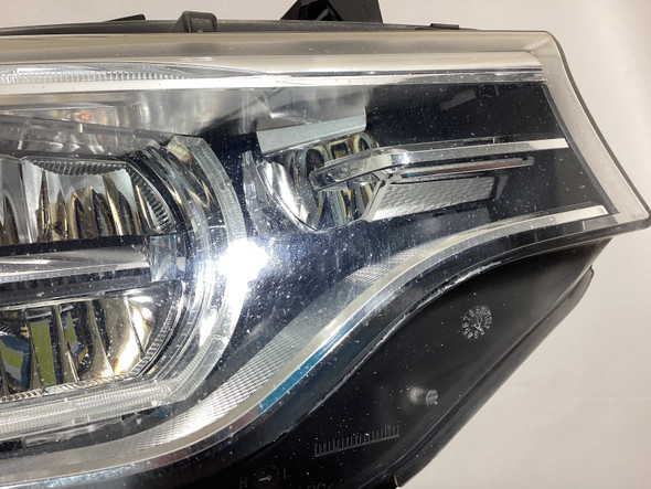2015-2017 F80 F82 F83 BMW M3 M4 Passenger Side Adaptive LED Headlight / OEM / F8M06