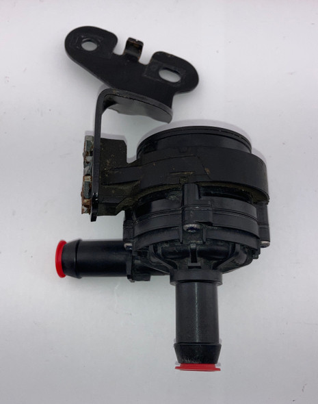 2021-2023 Ford Bronco 2.3l Auxiliary Coolant Pump / MB3G18D473AB /   BR004