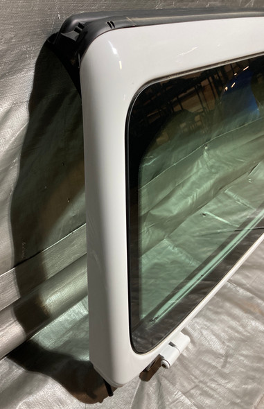 2018-2021 Jeep Wrangler JL Windshield Panel w/ Frame / Bright White  JL010