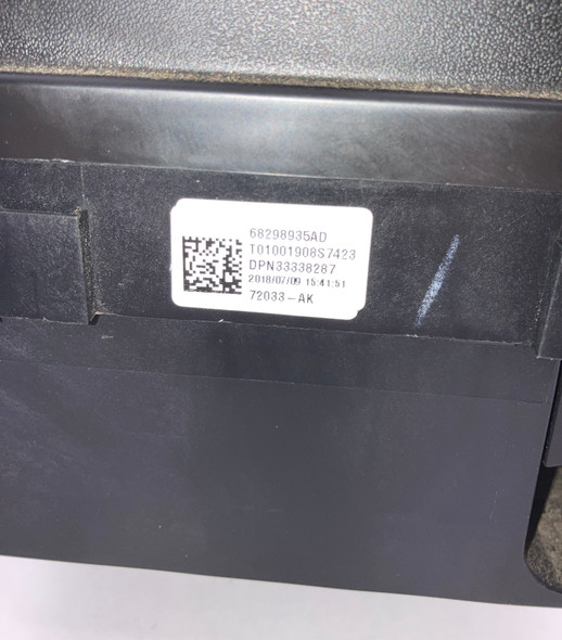 2018 Jeep Wrangler JL Unlimited 3.6l TIPM Engine Bay Fuse Box / 68298935AD /   JL010