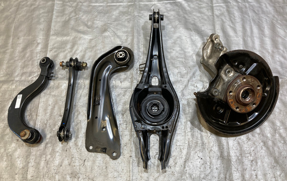 2016-2020 Audi TT Quattro Passenger Rear Spindle Hub w/ Control Arms / 71K T3003
