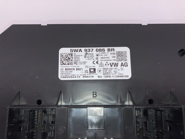 2024 Volkswagen MK8 GTI Body Control Module BCM / 5WA 937 086 BR /   M8002