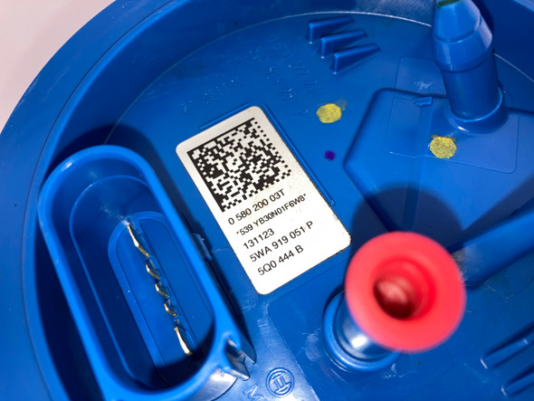 2022-2024 Volkswagen MK8 GTI OEM Fuel Pump Sending Unit / 19K M8002