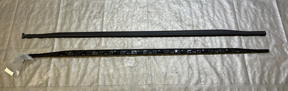 2022-2024 Volkswagen MK8 GTI Driver Side Skirt Rocker Panel Trim / *DAMAGED* /   M8002