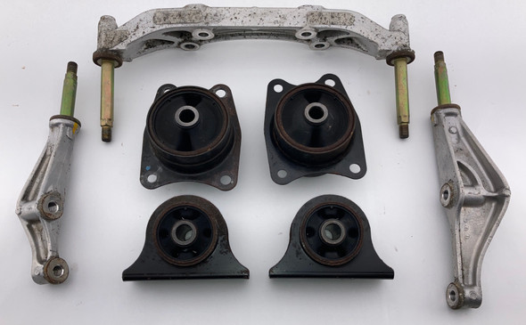 2000-2009 Honda S2000 OEM Rear Differential Mounting Brackets / Bushings Set /   HS007