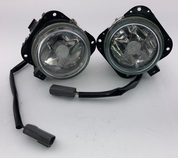 2001-2003 Mazda Miata Fog Lights / Pair / OEM  /   NB256