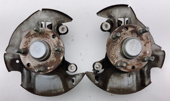 1990-1993 Mazda Miata OEM Front Spindles / Hub Assemblies / Pair / 113K NA105