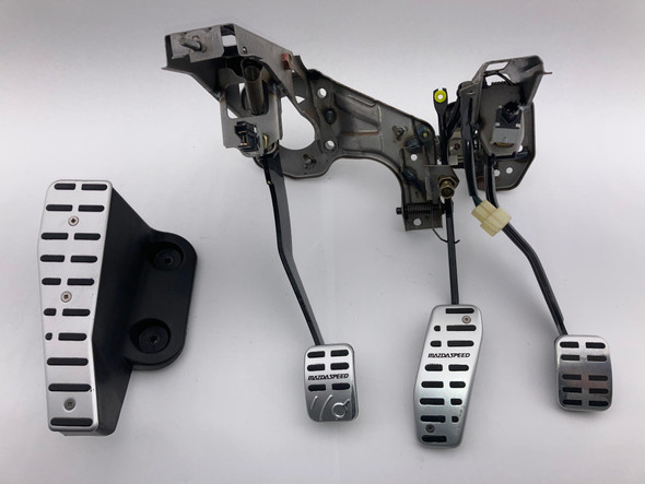 2004-2005 Mazdaspeed Miata Manual Pedal Set w/ Trim / Fits 90-05  /   NB257