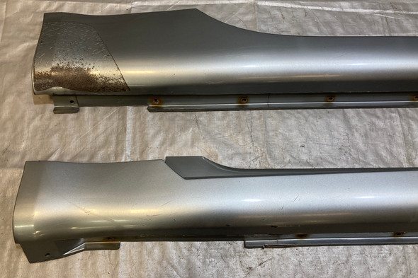 2003-2008 Nissan 350Z OEM Side Skirts / Pair / Silverstone  5Z027