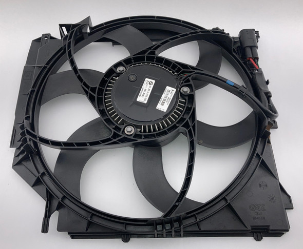 2003-2008 BMW Z4 Radiator Cooling Fan w/ Shroud / OEM / 67326925702 / 96K Z4059