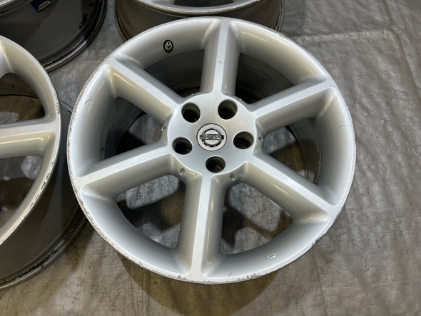 2003-2008 Nissan 350Z 18" 6 Spoke Alloy Wheels Rims / Set of 4 / Minor Bend / 5Z027 2003-2008 Nissan 350Z 18" 6 Spoke Alloy Wheels Rims / Set of 4 / Minor Bend / 5Z027