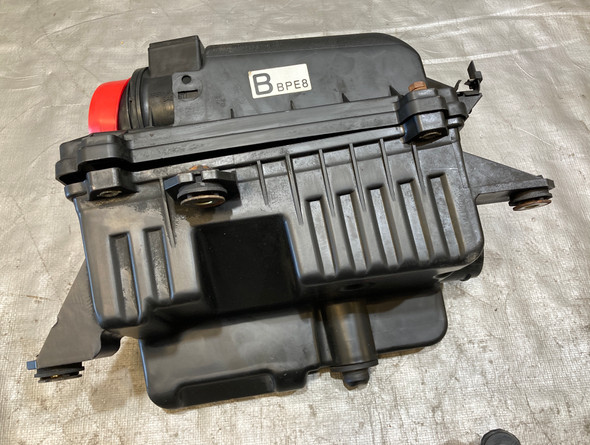 1994-1997 Mazda Miata 1.8 Air Box w/ Crossover Intake Tube / MAF Sensor /   NA107