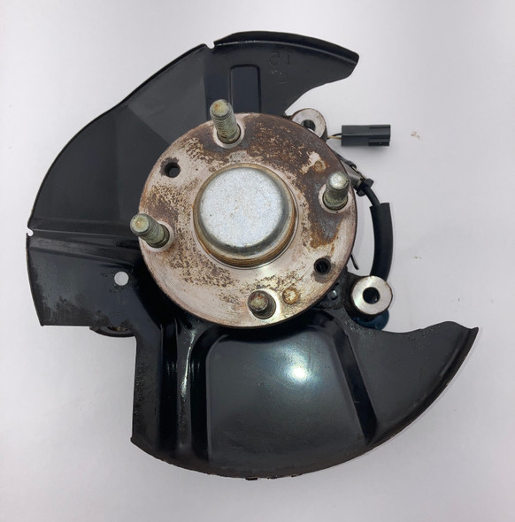 2003-2005 Mazda Miata Front Spindles / Hubs / Pair / (ABS) /   NB260