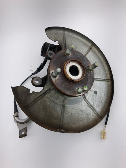 2003-2005 Mazda Miata Driver Rear Spindle / Hub / (ABS) /   NB260