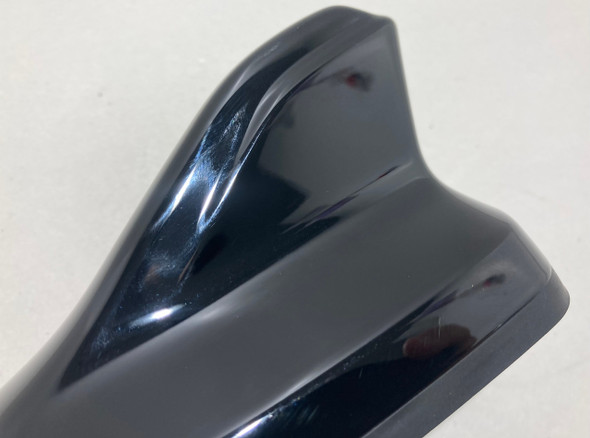 2022-2024 Volkswagen MK8 Golf R / GTI OEM Roof Antenna / Piano Black /   M8001