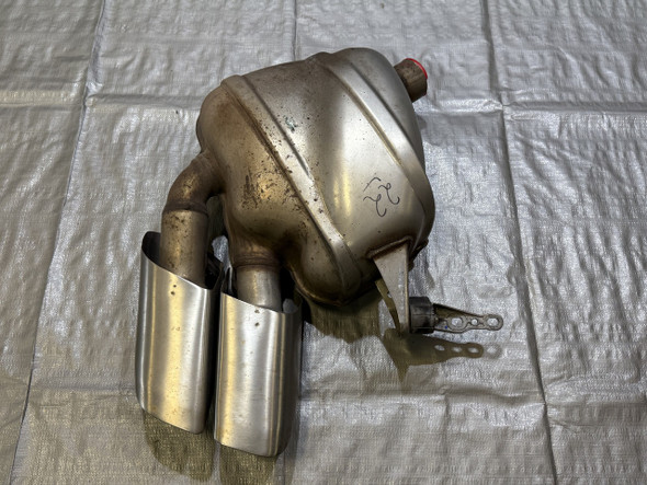 2015-2018 Porsche Macan Turbo Driver Rear Exhaust Muffler w/ Tips / 84K PM006