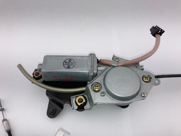 2004-2008 Nissan 350Z Tonneau Locking Motor / Latch /   5Z028