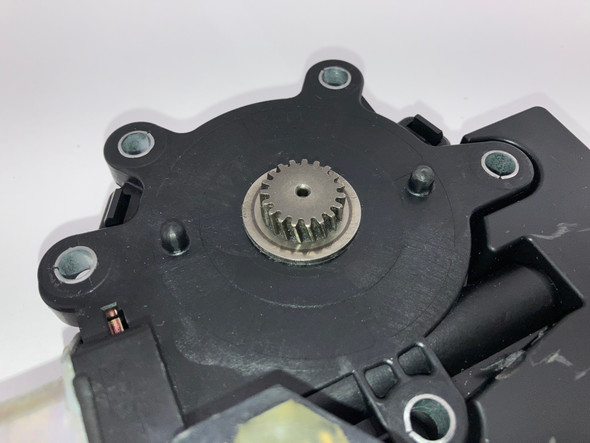 2004-2008 Nissan 350Z Convertible 5th Bow Motor / OEM /   5Z028