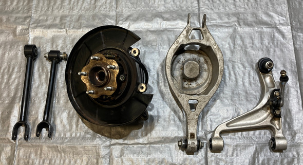 2003-2008 Nissan 350Z Passenger Rear Knee / Spindle / Control Arm Set / 103K 5Z028