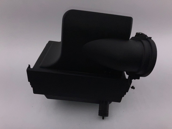 2000-2002 BMW Z3 2.5i 2.8 Factory Air Intake Air Box w/ Intake Tube / MAF /   Z3037