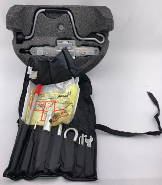 1997-2004 Porsche 986 Boxster / 996 911 Emergency Tool Kit w/ Jack / Tray / OEM /   BX067