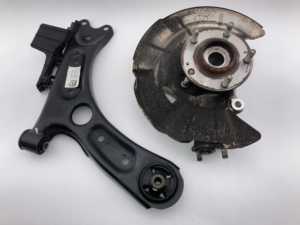 2019-2020 Hyundai Veloster N Passenger Front Spindle w/ Control Arm / 51K HV011