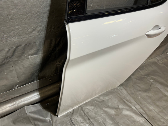 2017-2022 Alfa Romeo Giulia Driver Rear Door Assembly / Alfa White AG005