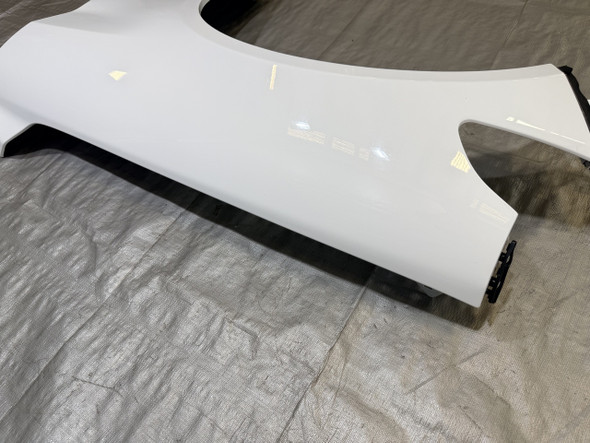 2017-2022 Alfa Romeo Giulia Base / Ti Driver Side Fender Panel / Alfa White AG005