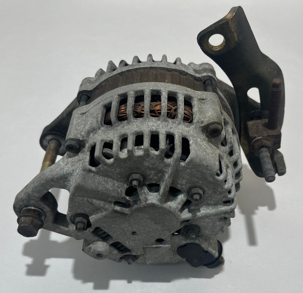 2001-2005 Mazda Miata OEM Alternator w/ Pulley  / 92K NB261