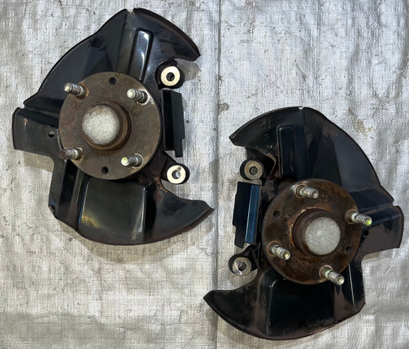 2003-2005 Mazda Miata Front Spindles / Hubs / Pair  /   NB261