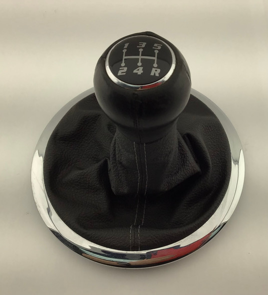 2006-2009 Pontiac Solstice Manual Shift Knob w/ Trim Surround /   PS074
