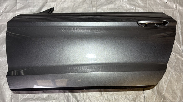 2015-2020 Ford Mustang S550 Driver Side Door Assembly / Magnetic Metallic  FM016
