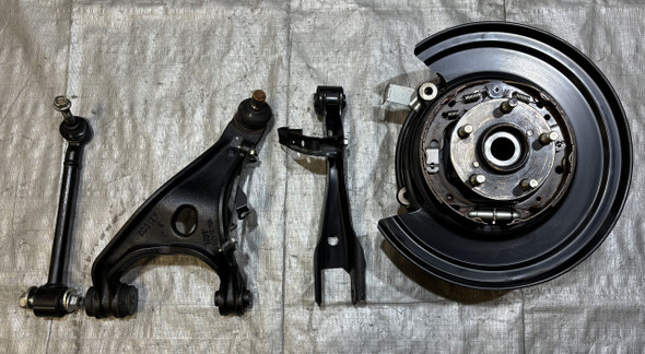 2022-2025 Toyota GR86 / Subaru BRZ Passenger Rear Knee / Spindle Hub w/ Control Arms  / 18K FB208