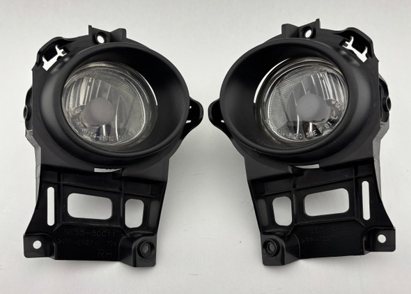 2006-2008 Mazda Mx5 Miata Fog Lights w/ Trim Surrounds / Brackets / Pair /   NC105