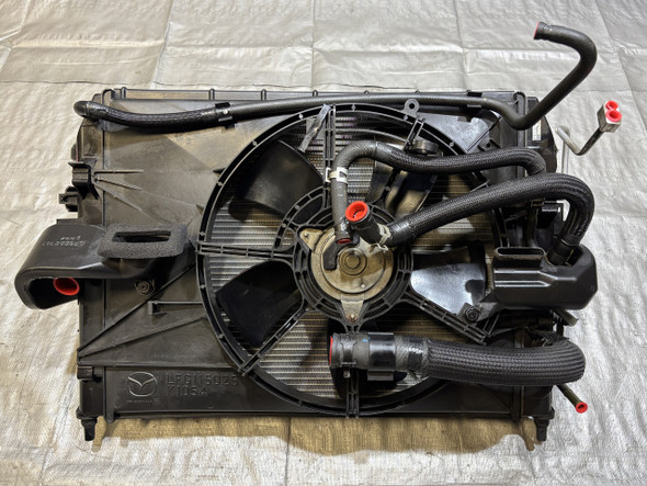 2006-2015 Mazda Mx5 Miata Radiator w/ Cooling Fan / Manual  / 47K NC105